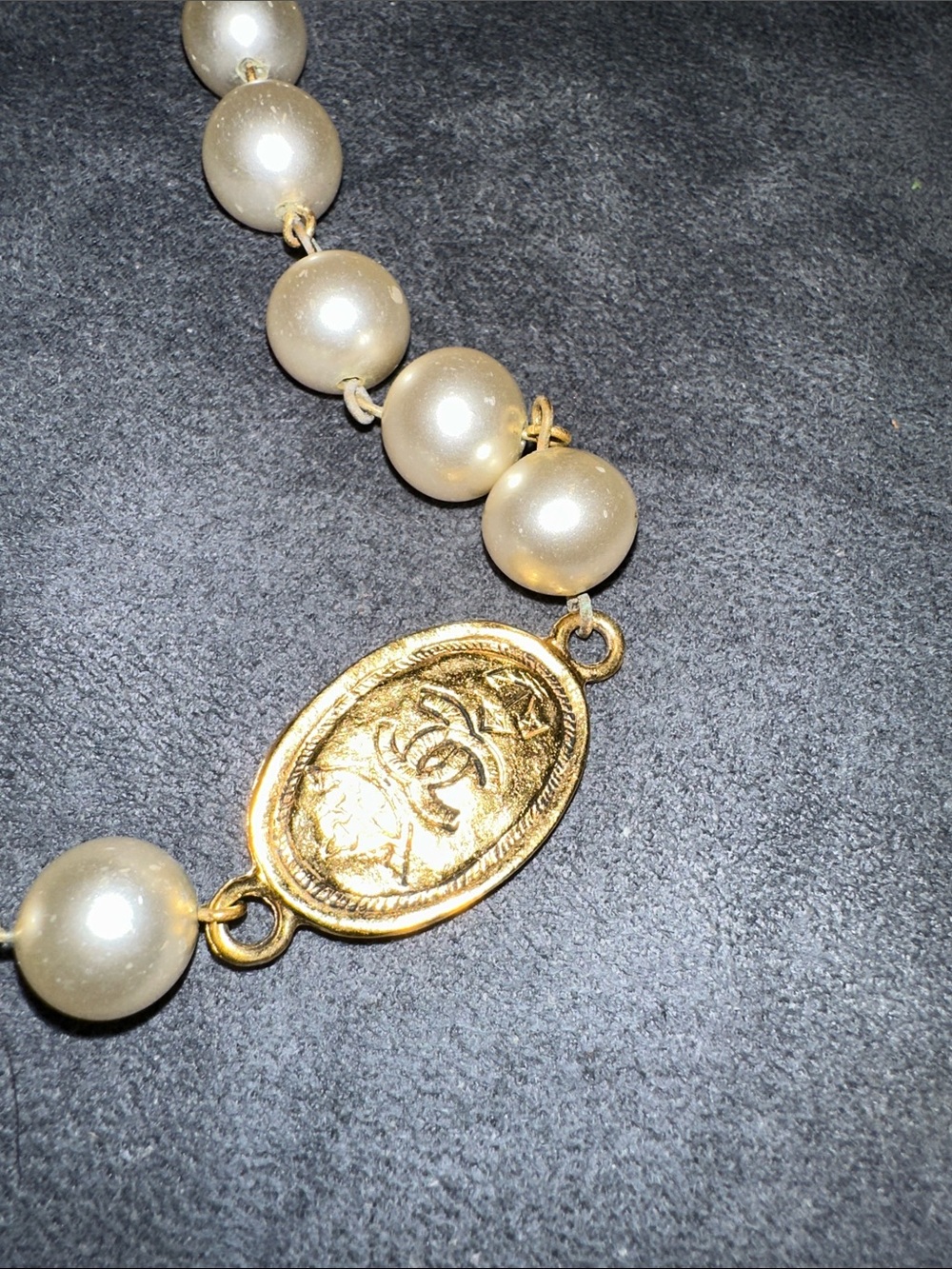 CHANEL Gold and Pearl-Style Long Medallion Necklace - Picture 3 of 9